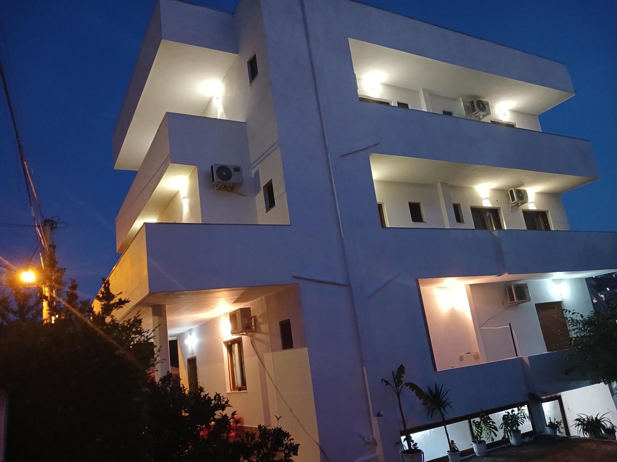 סרנדה Vila Hergi מראה חיצוני תמונה