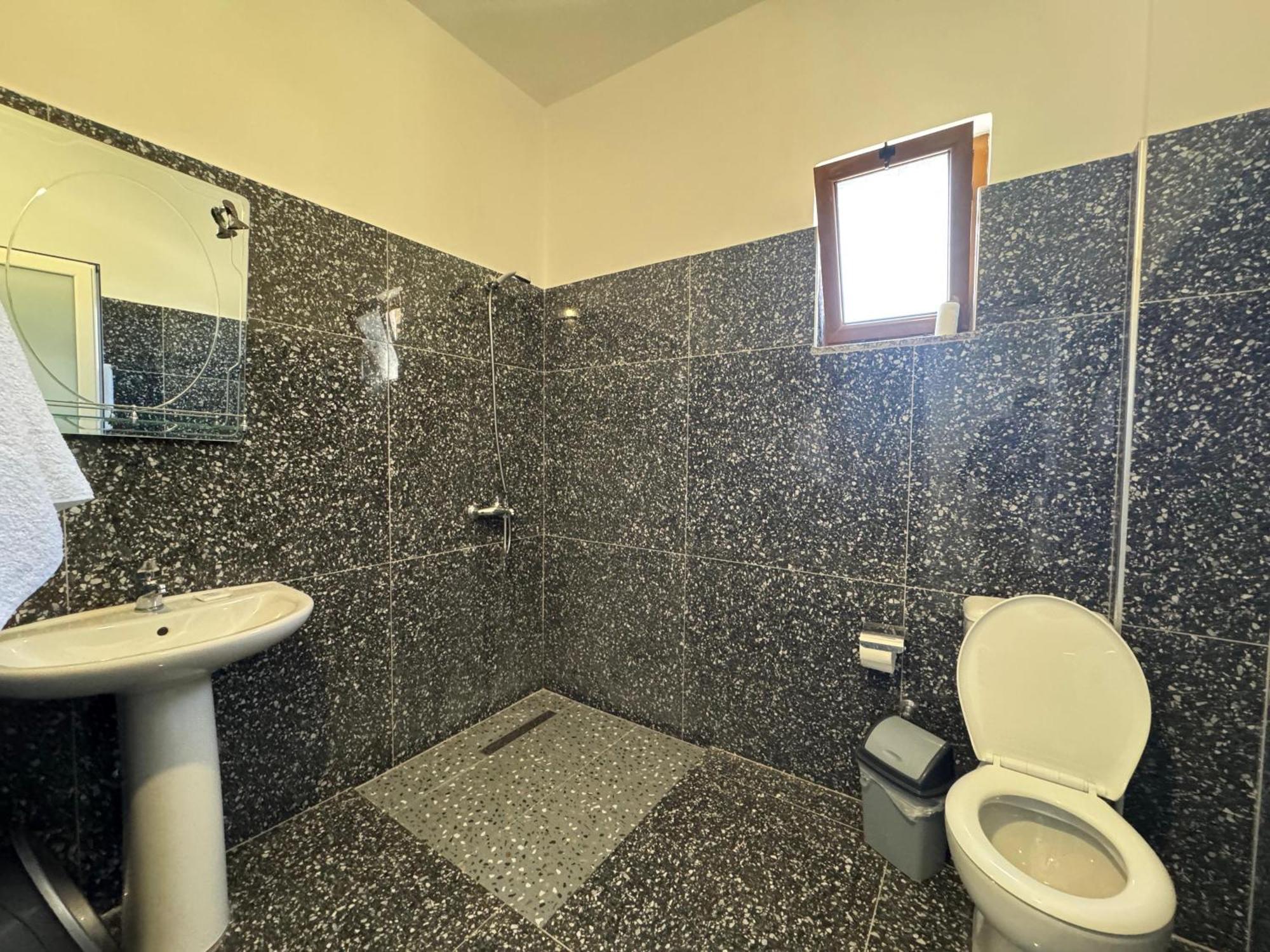סרנדה Vila Hergi מראה חיצוני תמונה